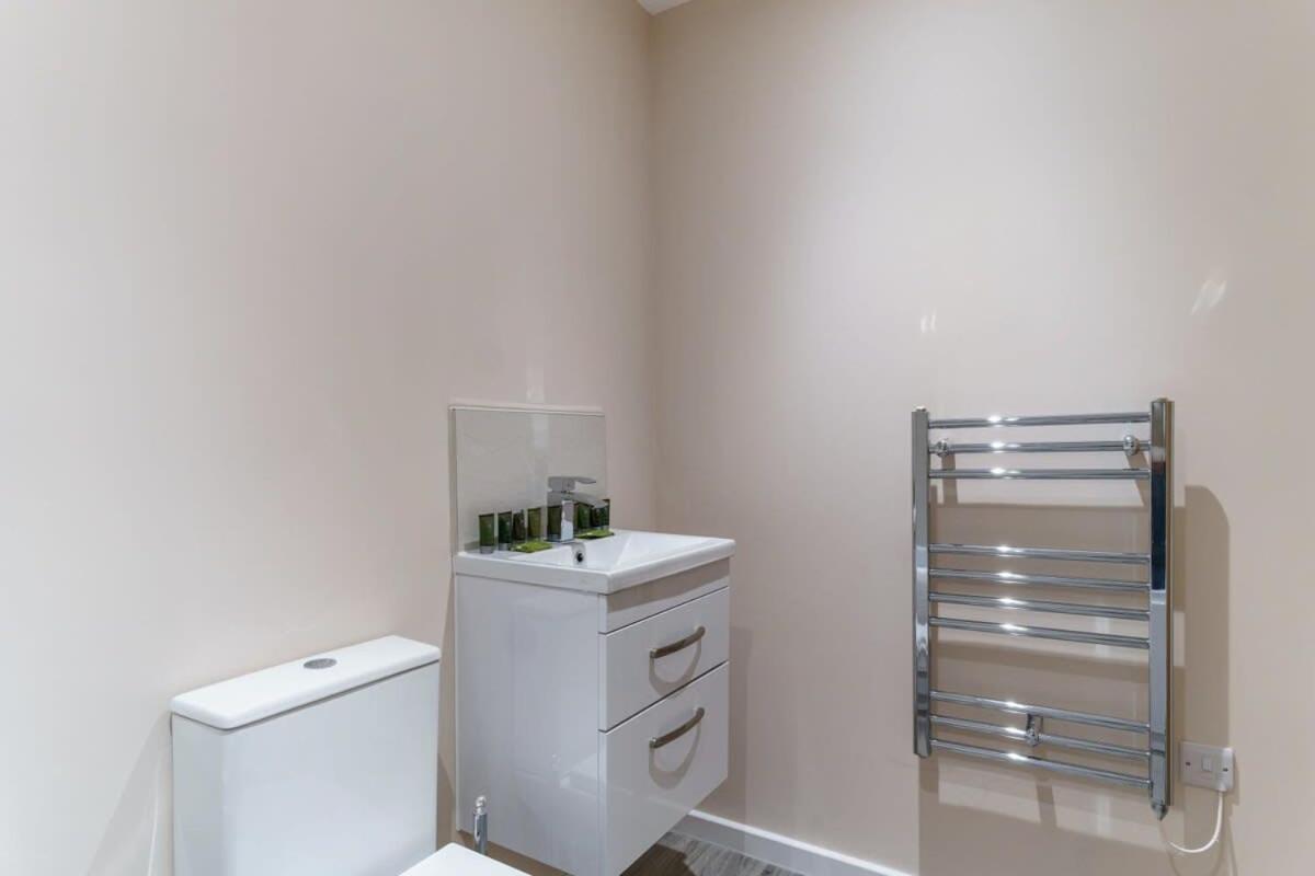 Fantastic 1 Bed Flat Manchester - Sleeps 3 Dış mekan fotoğraf