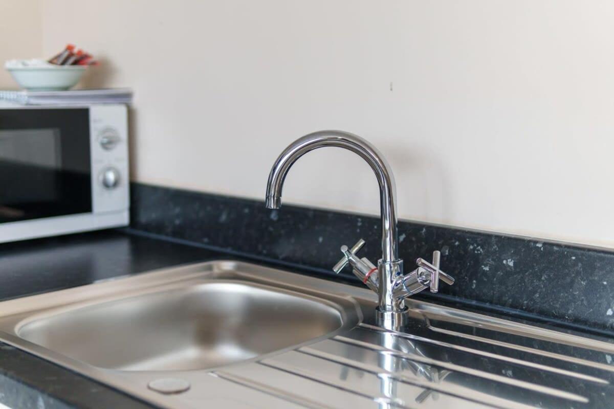Fantastic 1 Bed Flat Manchester - Sleeps 3 Dış mekan fotoğraf